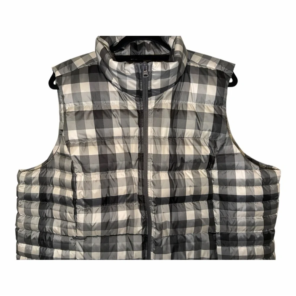 Lands' End Women's Checkered Puffer Vest in Black and Gray